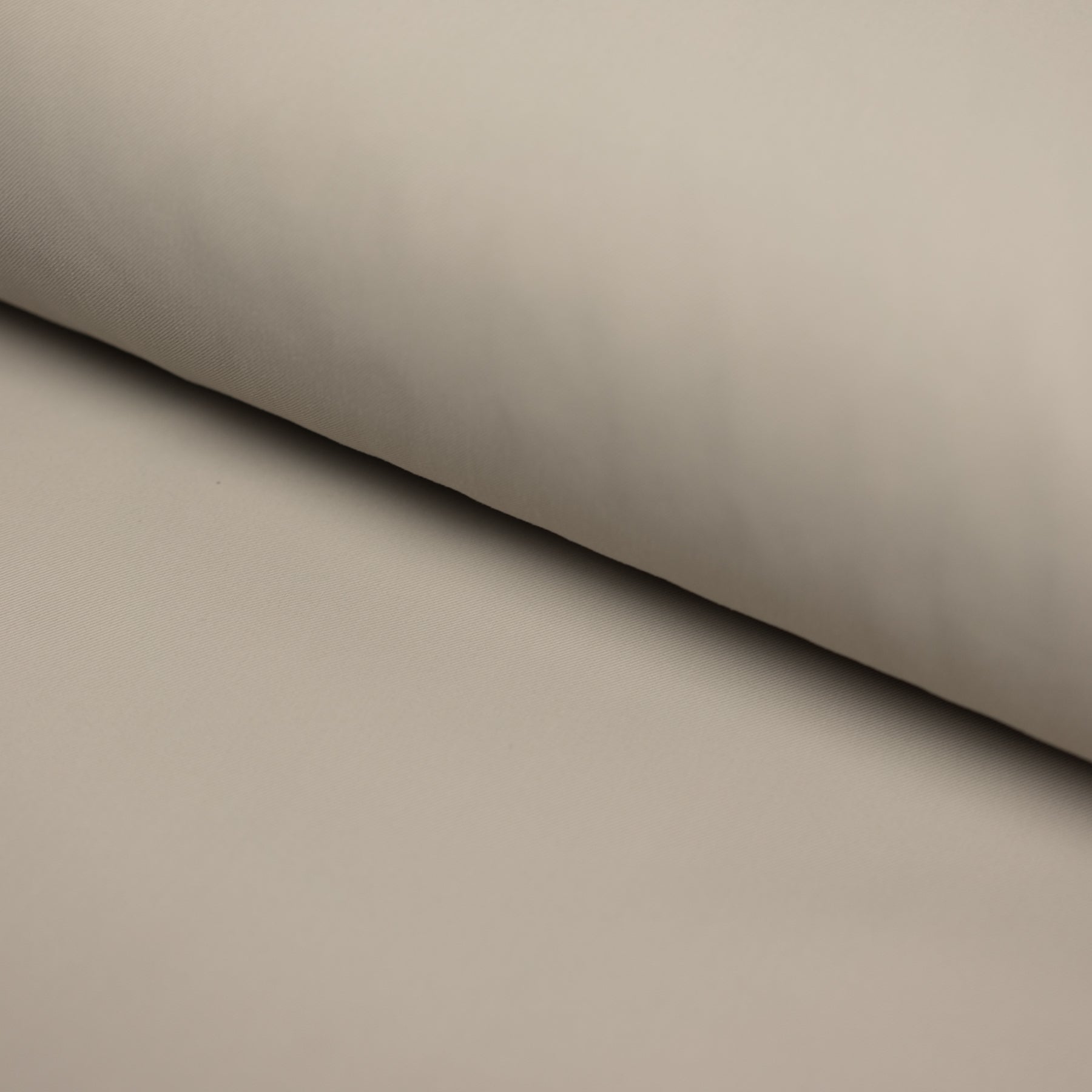 Stofa subtire elastica 100% polyester culoare bej/gri latime 140 cm