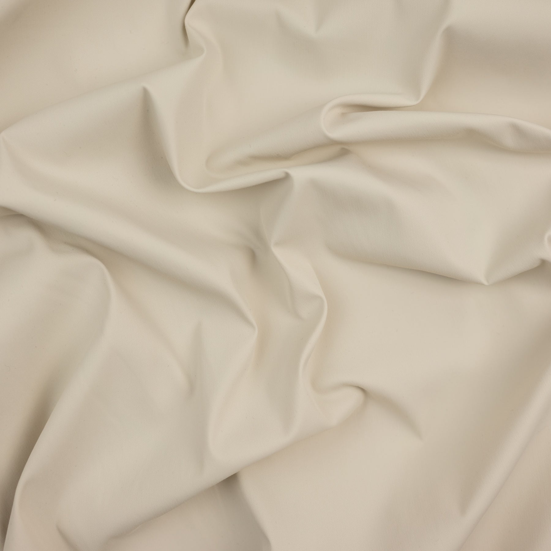 Stofa subtire elastica 100% polyester culoare bej deschis latime 145 cm