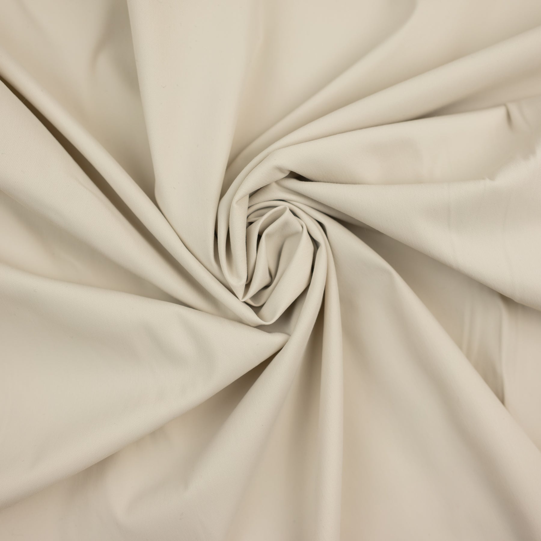 Stofa subtire elastica 100% polyester culoare bej deschis latime 145 cm