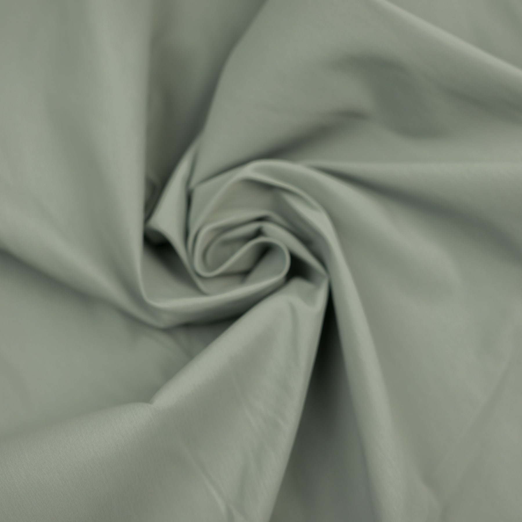 Stofa subtire elastica 100% polyester culoare menta latime 145 cm