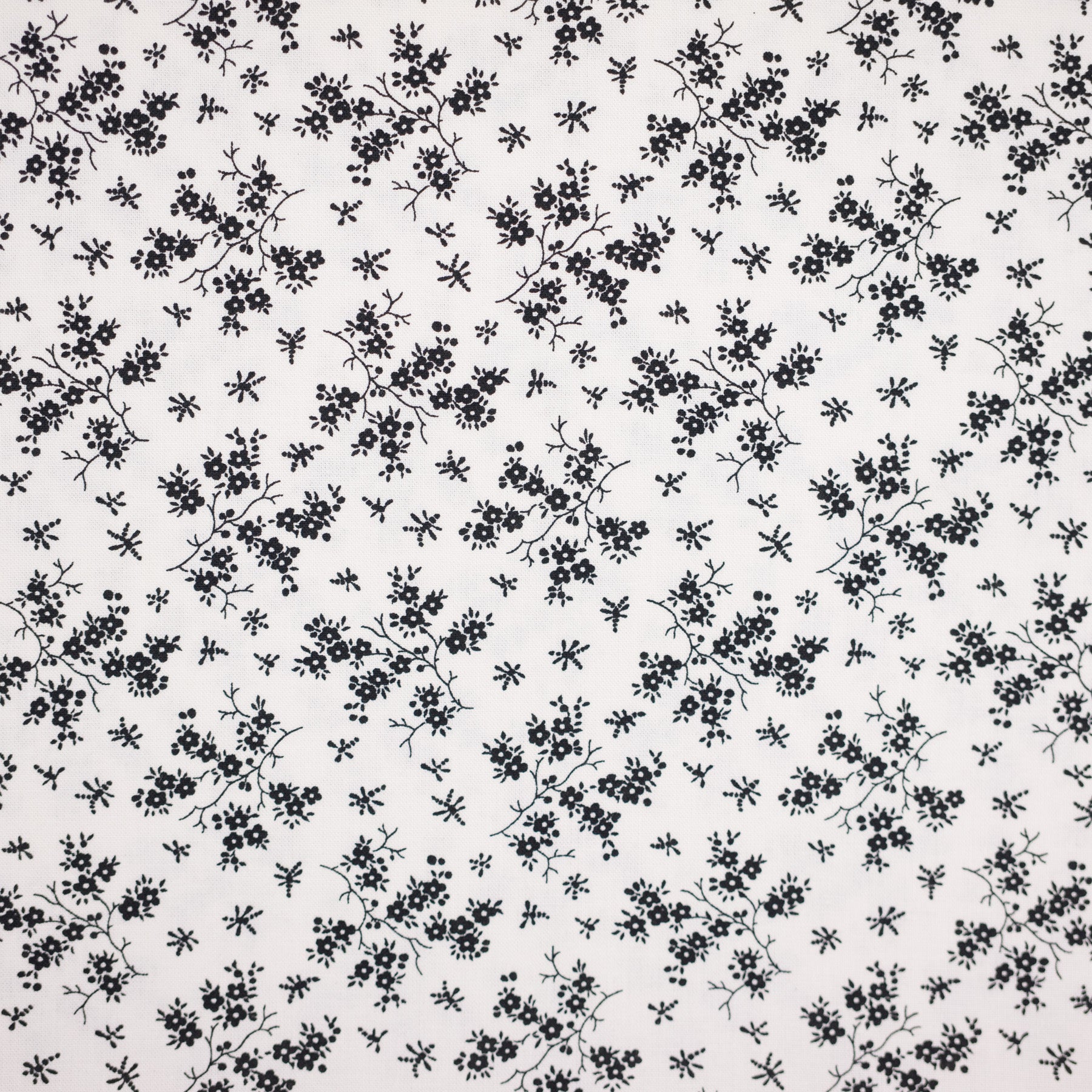 Bumbac fix alb cu imprimeu floral negru latime 150 cm, 100% bumbac