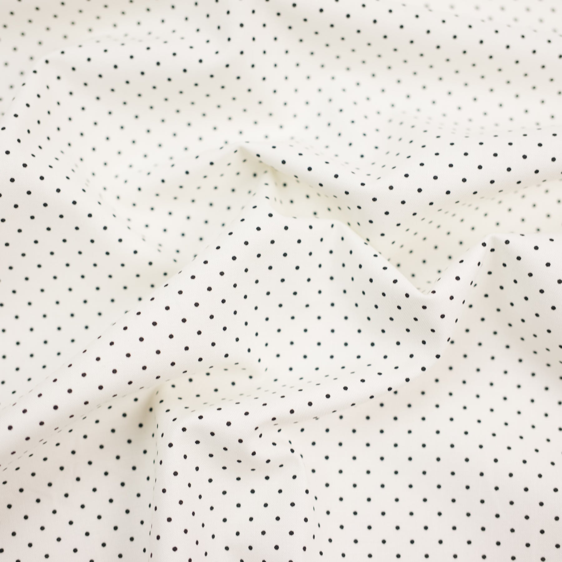 Bumbac fix ivoar cu model punctat fin