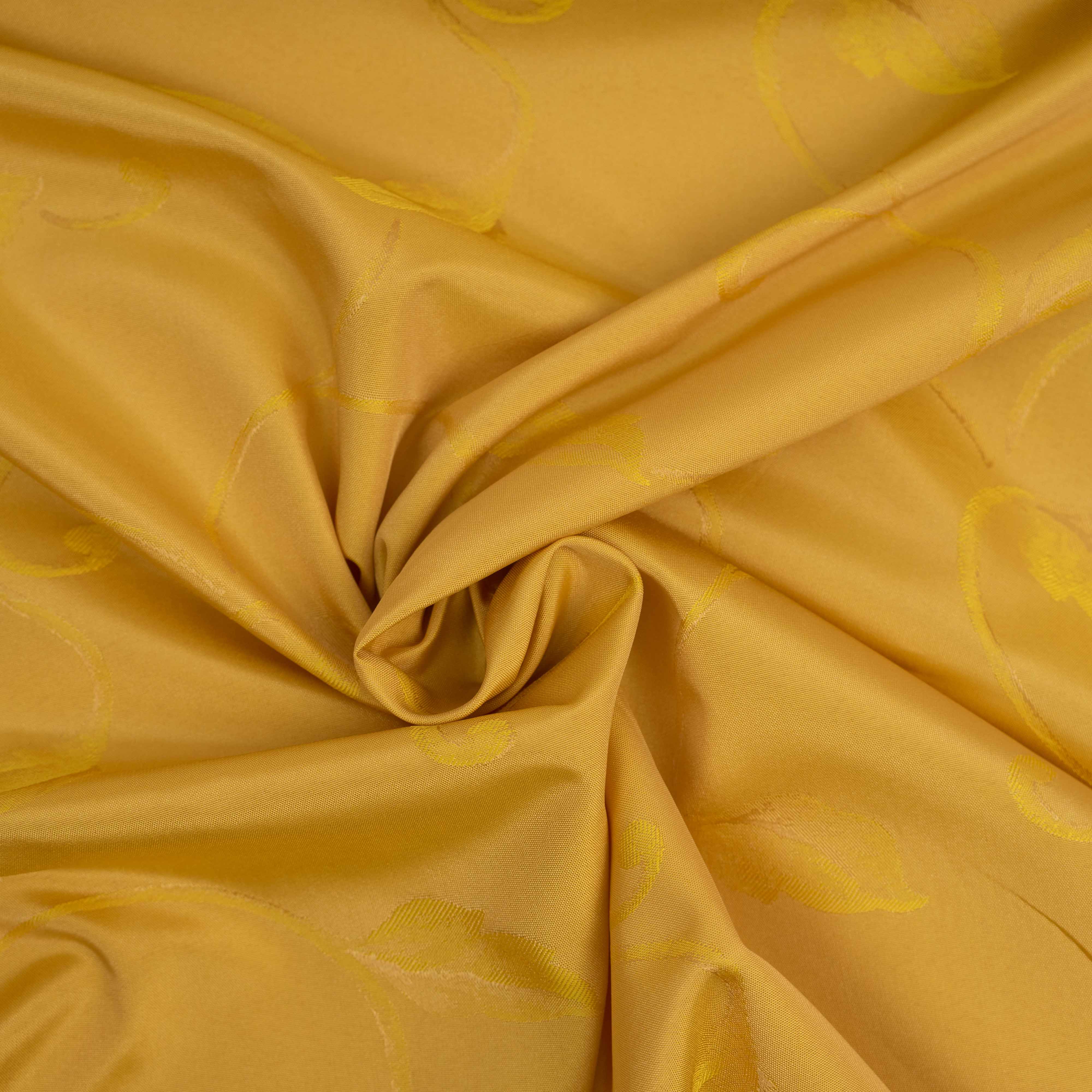 Draperie satinata mustariu cu model elegant 145 cm inaltime