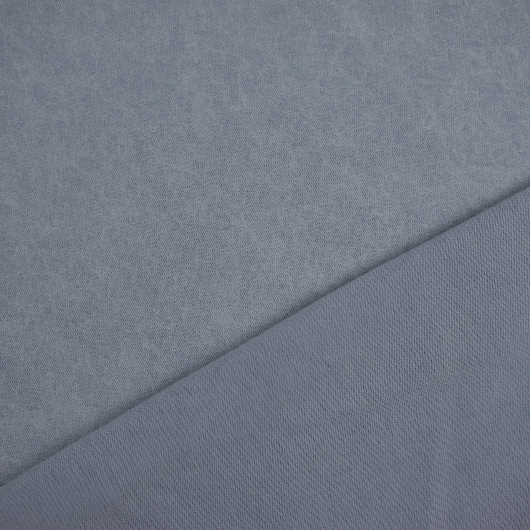 Tesatura bumbac cu termocolant culoare gri deschis cu model marmurat 150 cm latime 80% bumbac 20 %polyester/elastan