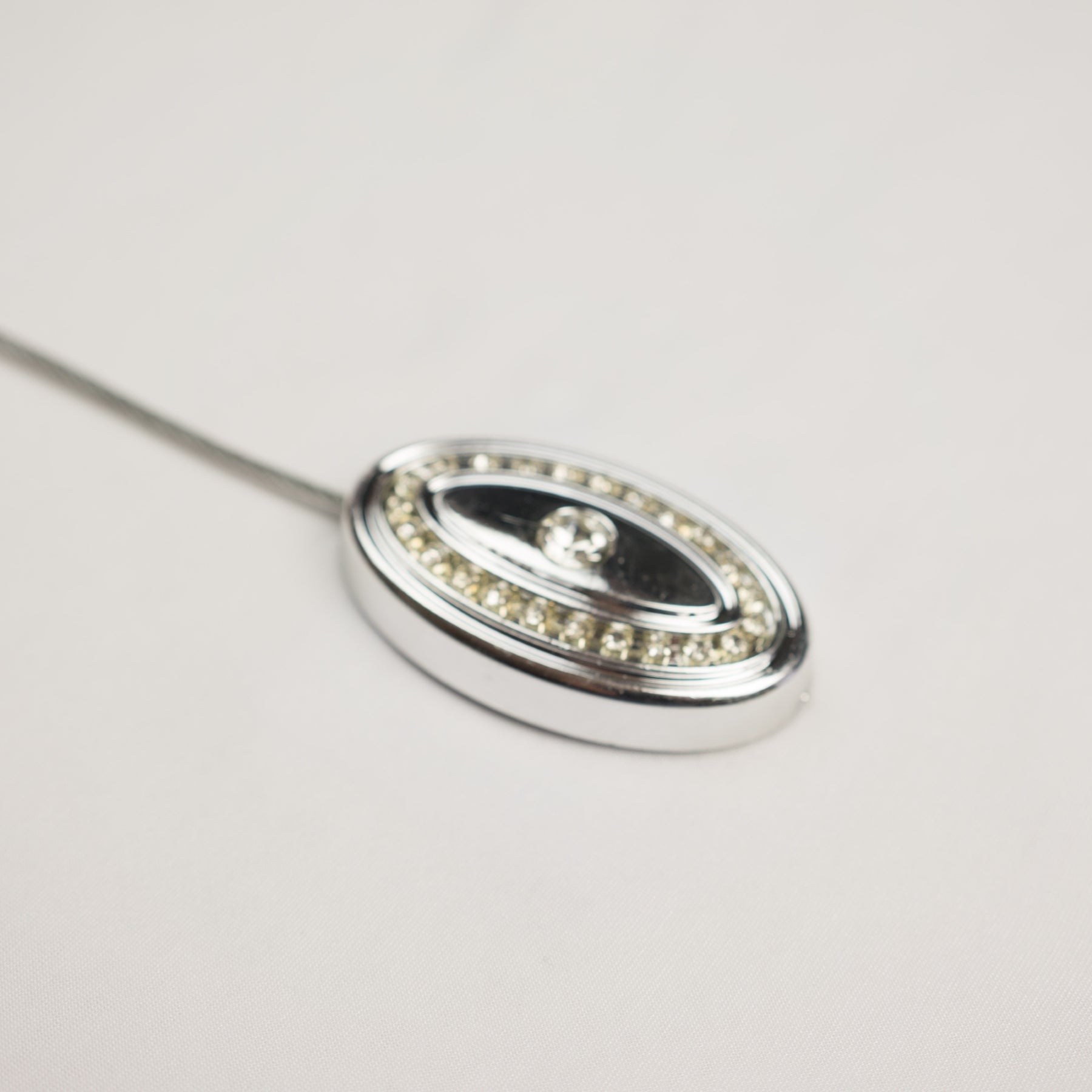 Magnet de perdea forma oval argintiu 2/3 cm