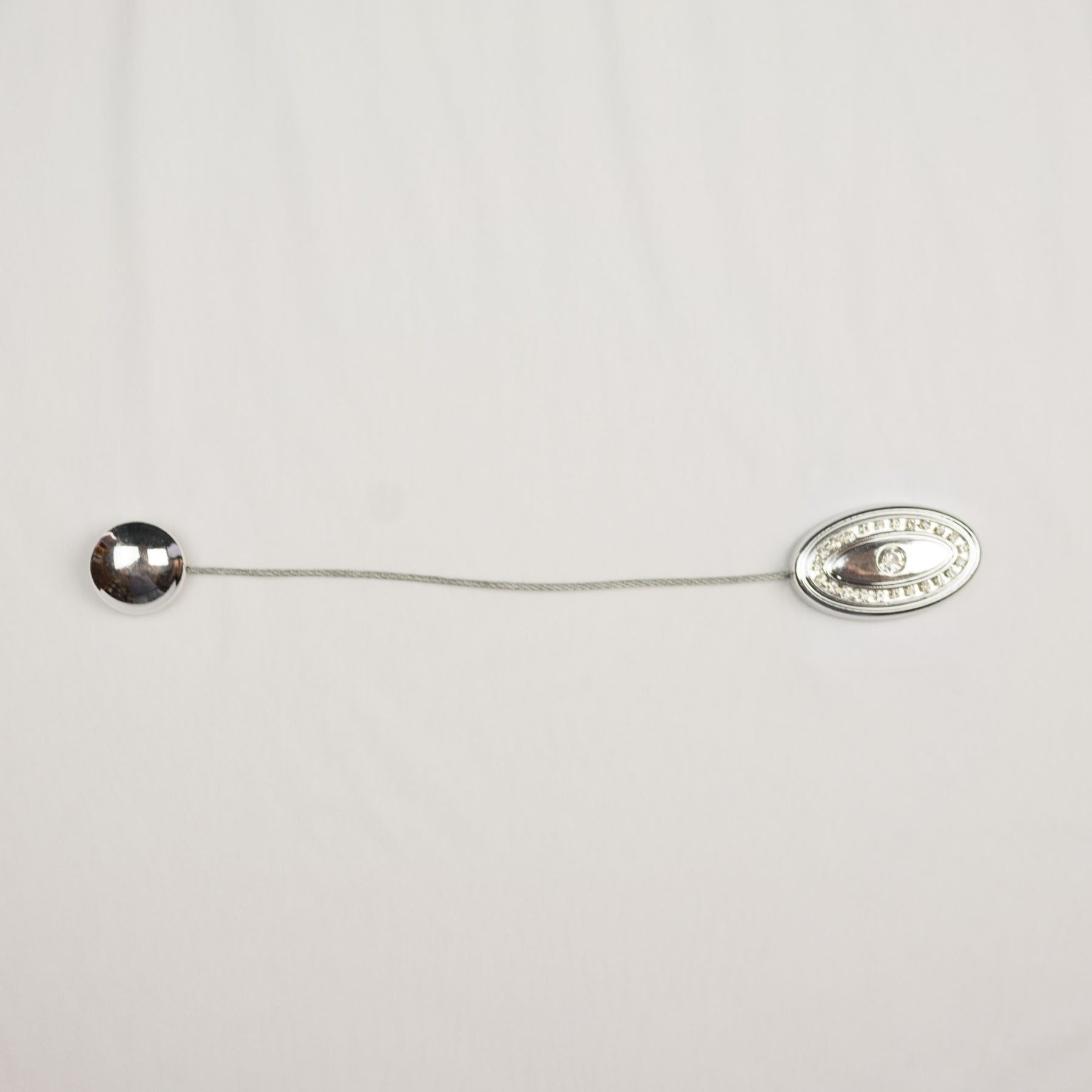 Magnet de perdea forma oval argintiu 2/3 cm
