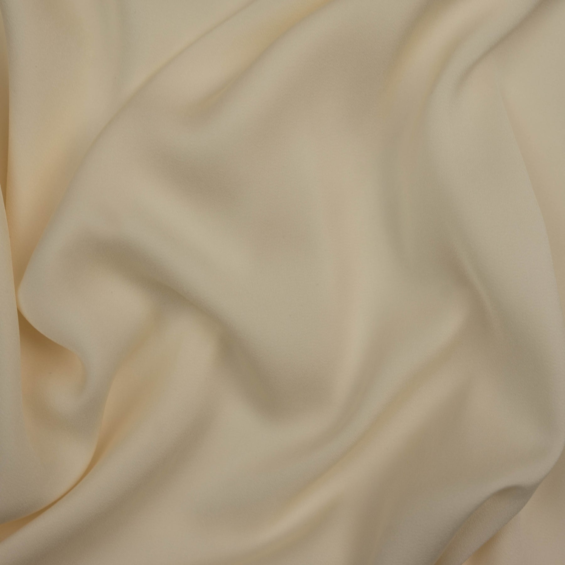 Matase satinata crem latime 150 cm