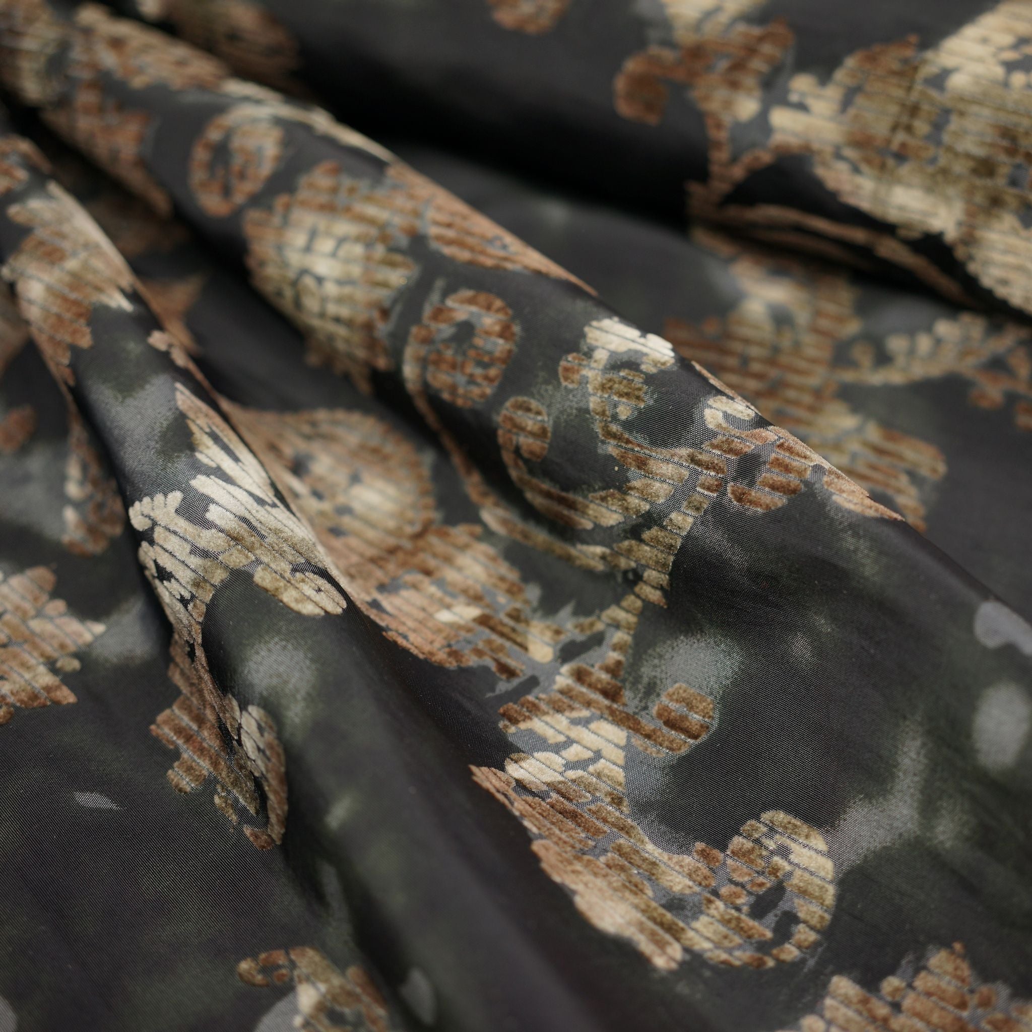 Tafta Fixa Neagra Imprimeu Catifelat Latime 150 Cm
