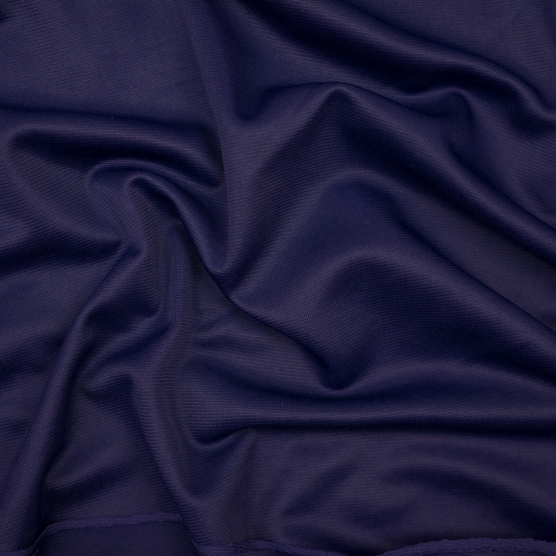 Tesatura sintetica usor elastica albastru violet 150 cm latime