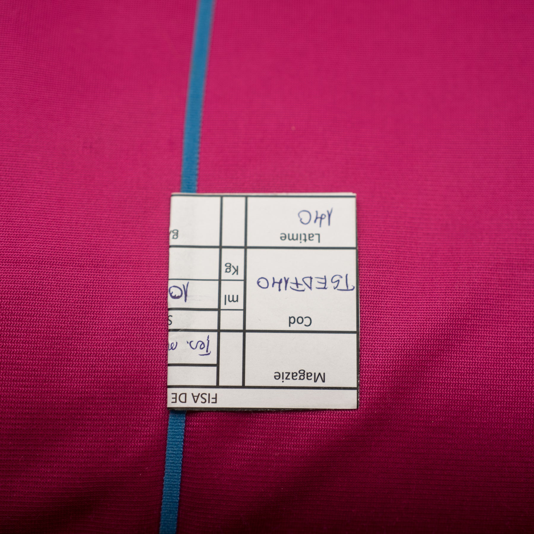 Tesatura sintetica usor elastica fucsia 140 cm latime
