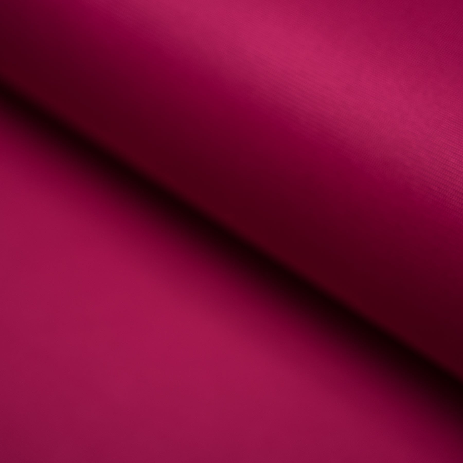 Tesatura sintetica usor elastica fucsia 140 cm latime