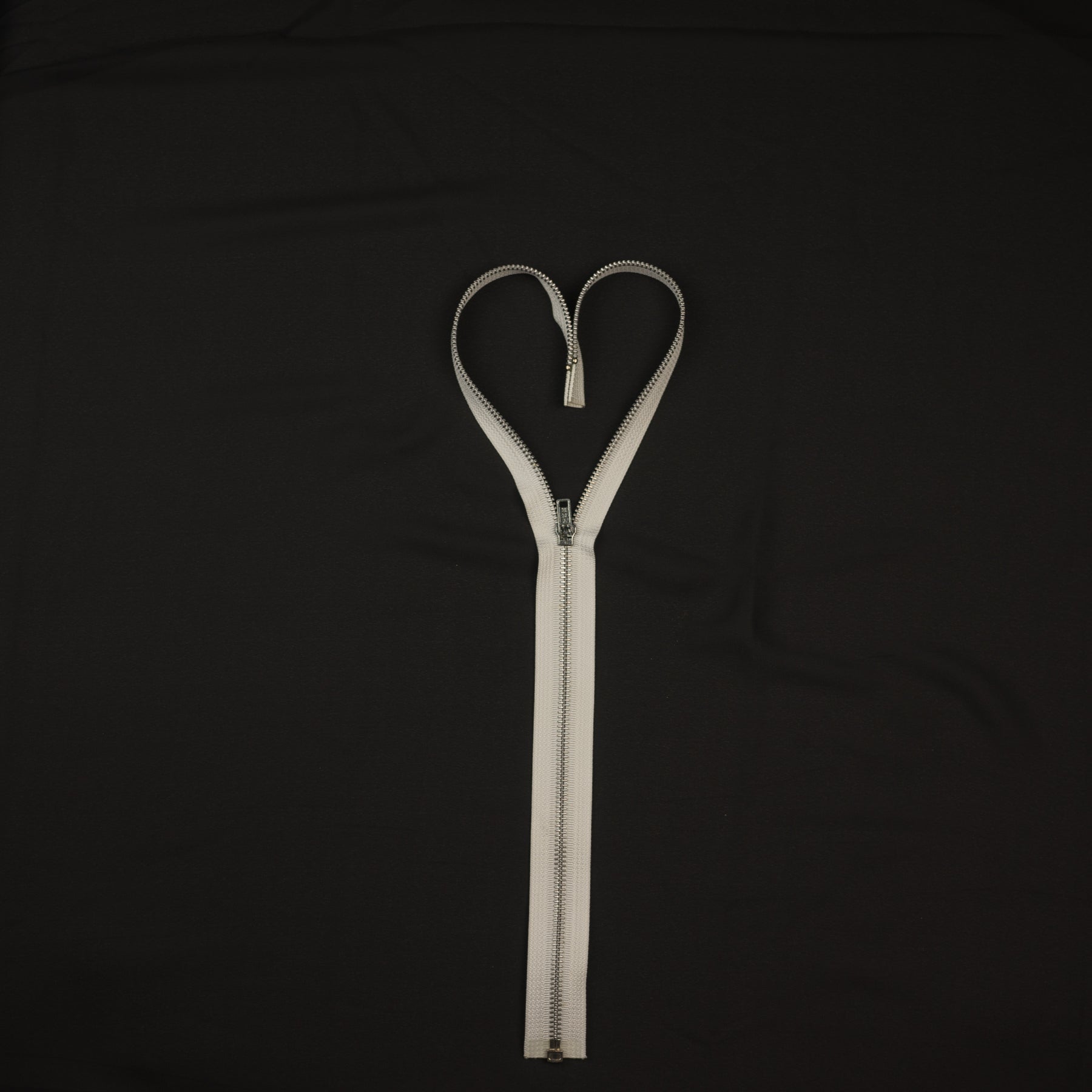 Fermoar metalic detasabil lungime 50 cm spira 5 mm culoare alb/ivoar