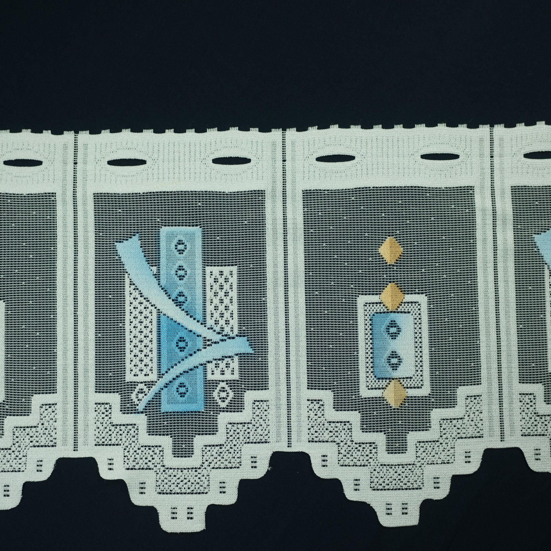 Perdeluta latime 30 cm 100% polyester