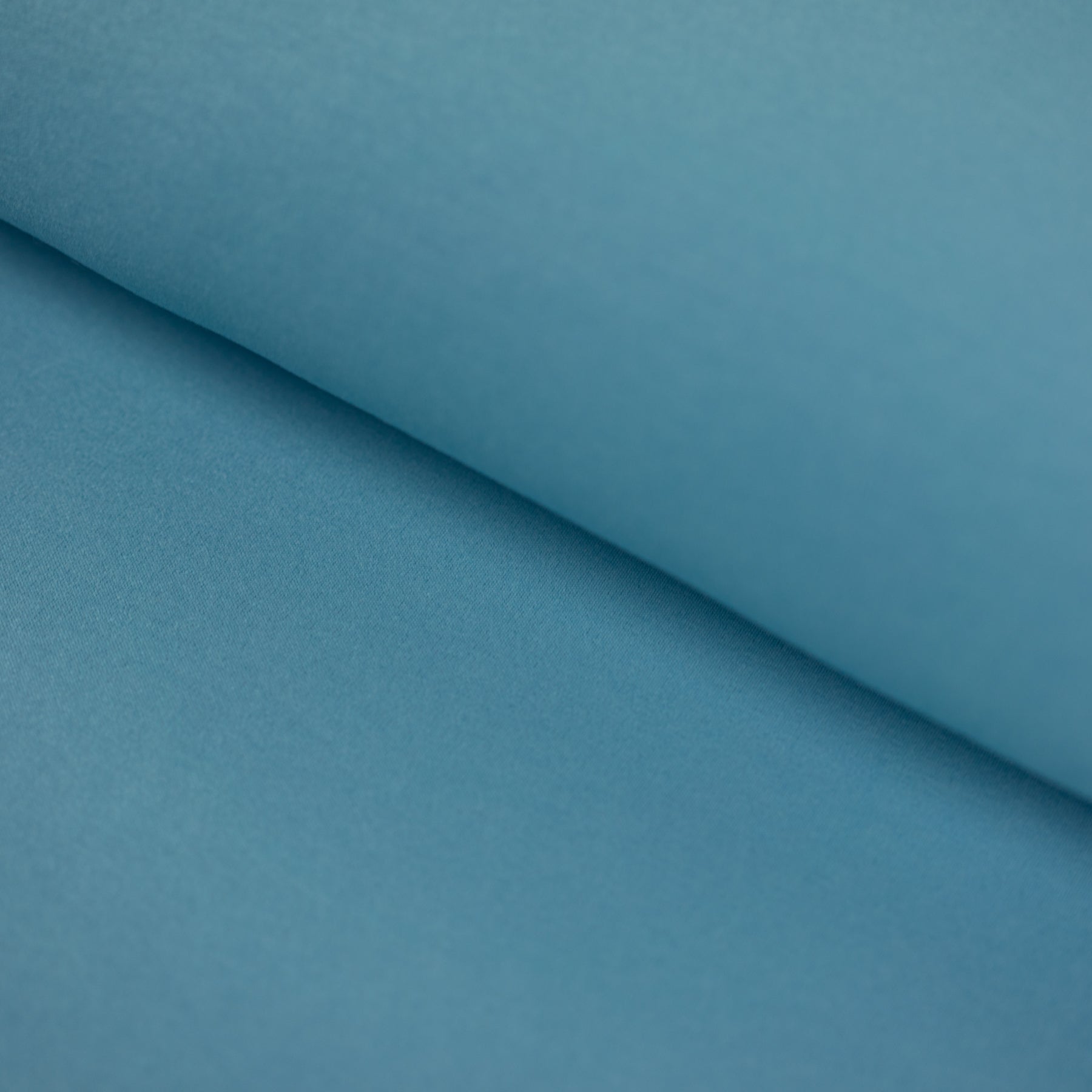 Viscoza elastica culoare albastru latime 150 cm 80%VI 20%elastan