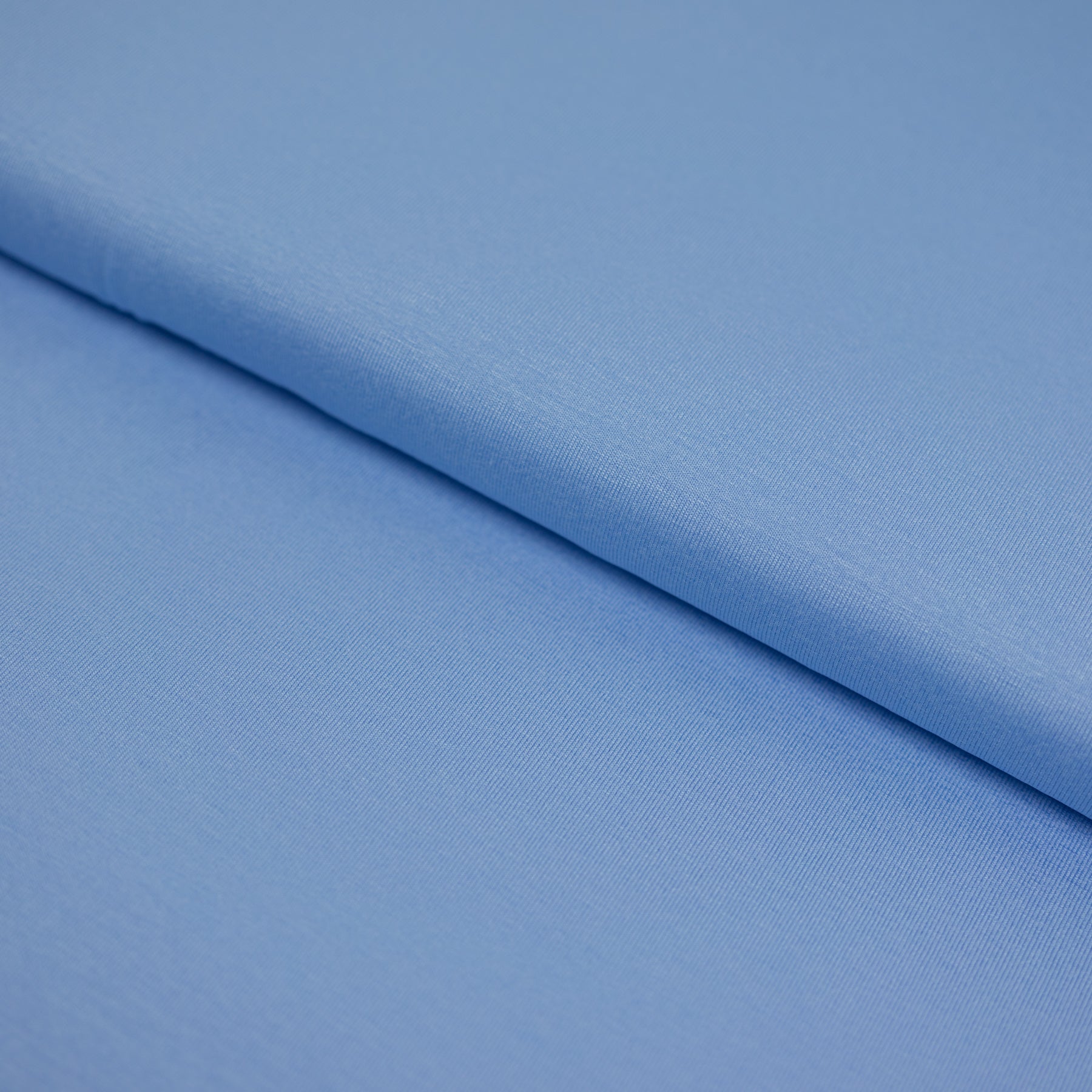 Viscoza elastica culoare albastru latime 150 cm 80%VI 20%elastan